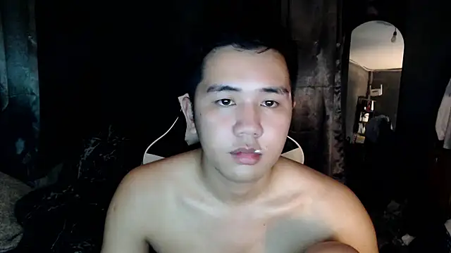 xgregor07 online show from November 29, 2025, 9:12 am