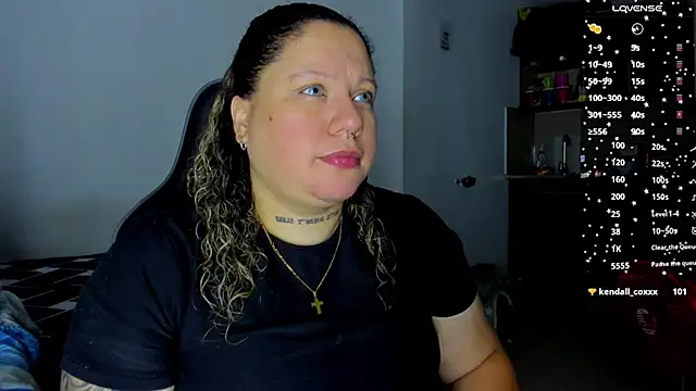 Snapshot of mariana_maze chatting on December 21, 2024, 7:13 am mariana maze online show from December 21, 2024, 7:13 am