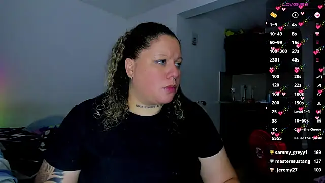 Snapshot of mariana_maze chatting on February 2, 2025, 4:32 pm mariana maze online show from February 2, 2025, 4:32 pm