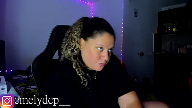 Snapshot of mariana_maze chatting on September 25, 2025, 6:06 am mariana maze online show from September 25, 2025, 6:06 am