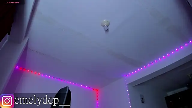 Snapshot of mariana_maze chatting on October 4, 2025, 7:28 am mariana maze online show from October 4, 2025, 7:28 am