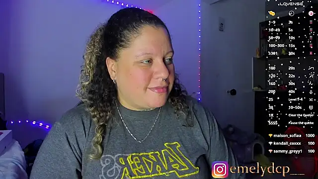 Snapshot of mariana_maze chatting on October 22, 2025, 6:46 am mariana maze online show from October 22, 2025, 6:46 am