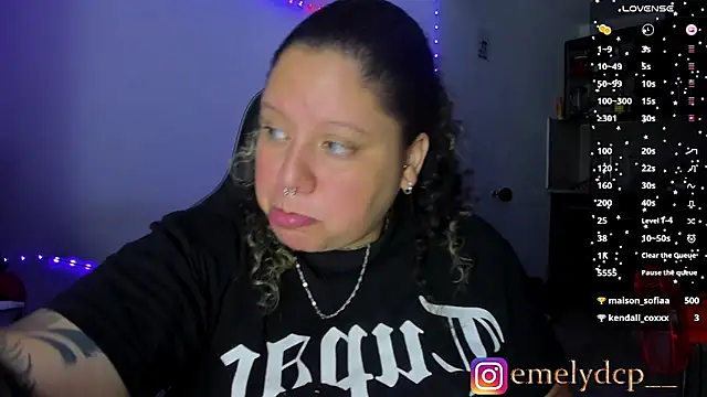 Snapshot of mariana_maze chatting on October 27, 2025, 4:27 am mariana maze online show from October 27, 2025, 4:27 am