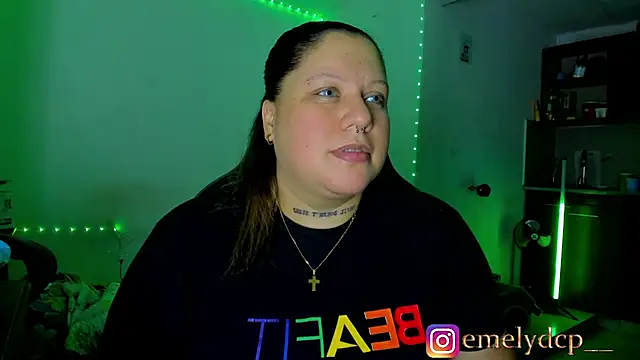 mariana maze online show from June 15, 2026, 4:15 am