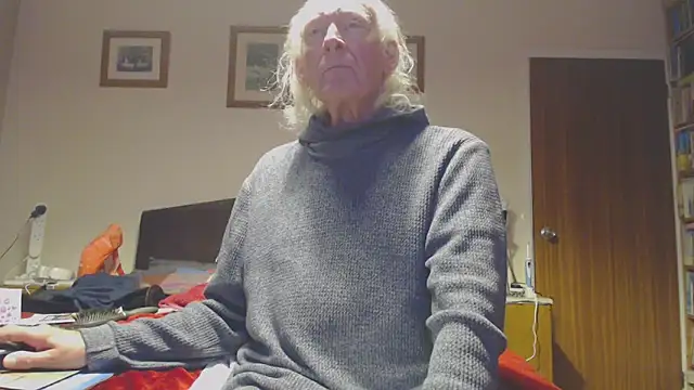 WaverlyKernow online show from October 10, 2025, 9:36 pm