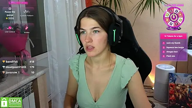 mag1c eyes1 online show from September 29, 2025, 6:46 pm