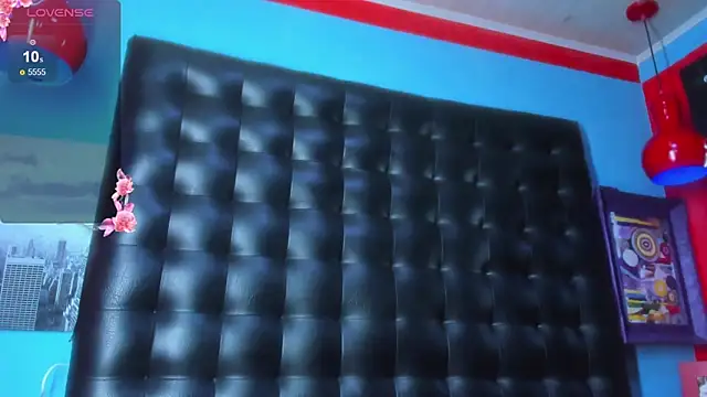 ElianFoxter online show from September 15, 2025, 11:27 pm