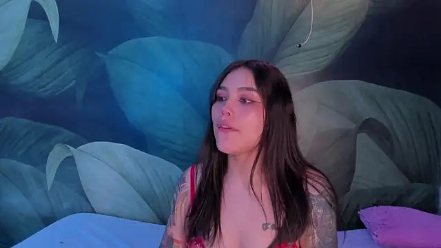 Snapshot of sweett_dirty chatting on January 8, 2025, 3:28 pm sweett dirty online show from January 8, 2025, 3:28 pm