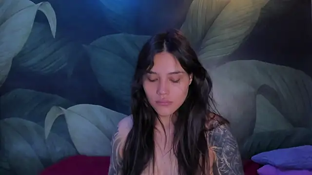 Snapshot of sweett_dirty chatting on October 16, 2025, 12:28 pm sweett dirty online show from October 16, 2025, 12:28 pm