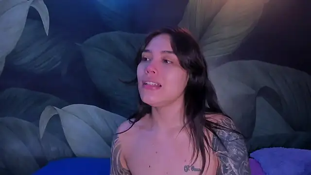 Snapshot of sweett_dirty chatting on November 11, 2025, 12:27 pm sweett dirty online show from November 11, 2025, 12:27 pm