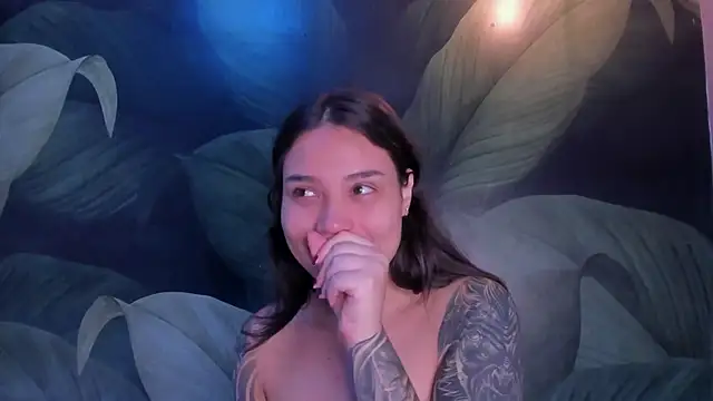 Snapshot of sweett_dirty chatting on November 30, 2025, 12:20 pm sweett dirty online show from November 30, 2025, 12:20 pm