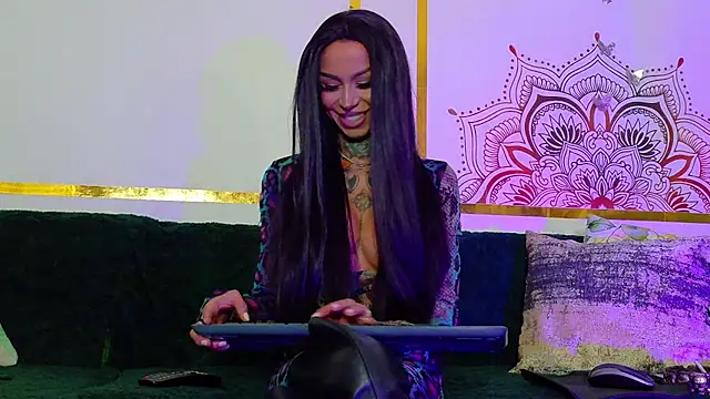 PandoraVolkov online show from October 19, 2025, 8:48 am