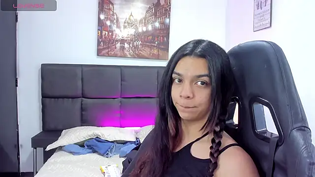 Snapshot of Megan_Miles02 chatting on January 23, 2025, 8:13 pm Megan Miles02 online show from January 23, 2025, 8:13 pm