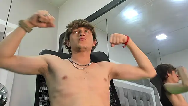 Snapshot of AnthonyAlso chatting on September 28, 2025, 7:52 pm AnthonyAlso online show from September 28, 2025, 7:52 pm