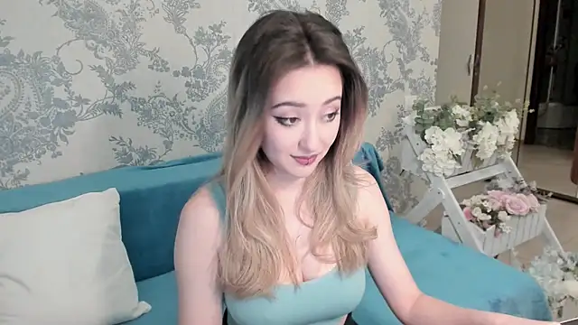 AlexaJang online show from January 17, 2025, 6:44 pm