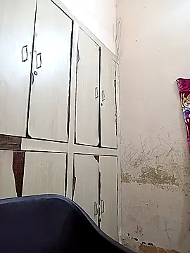 reemacouple007 online show from October 15, 2025, 8:14 am