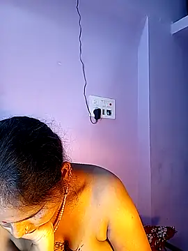 reemacouple007 online show from January 31, 2026, 7:11 pm