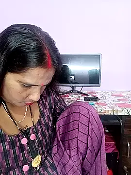 reemacouple007 online show from February 3, 2026, 6:40 am