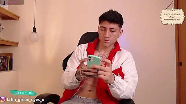 Snapshot of andres_fitboy chatting on February 24, 2025, 2:26 pm andres fitboy online show from February 24, 2025, 2:26 pm