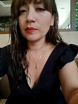 tata laima   online show from October 1, 2025, 2:12 pm