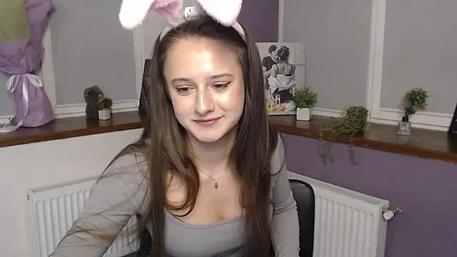 Snapshot of Caramel_bunny chatting on March 20, 2025, 4:31 pm Caramel bunny online show from March 20, 2025, 4:31 pm