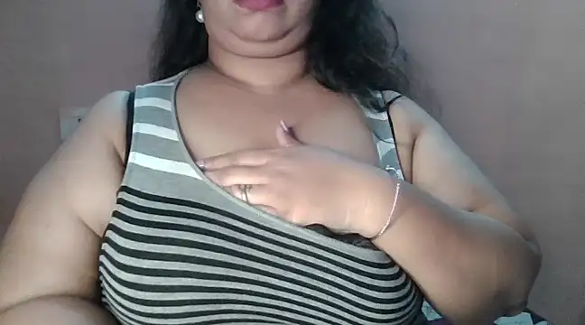 Ravina patil1 online show from January 11, 2025, 9:57 pm