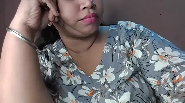 Ravina patil1 online show from January 21, 2025, 1:08 am