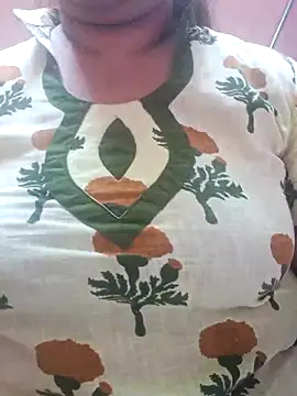 Ravina patil1 online show from March 6, 2025, 9:42 pm