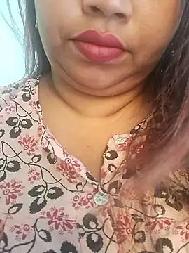 Ravina patil1 online show from March 16, 2026, 9:46 am