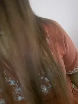 Ravina patil1 online show from April 17, 2026, 4:48 am