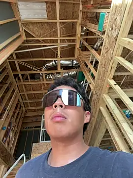 carlozxyz337 online show from July 21, 2026, 12:51 pm