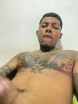 Snapshot of lil_durck777 chatting on February 6, 2025, 11:26 pm lil durck777 online show from February 6, 2025, 11:26 pm