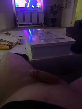 Snapshot of lazoglu0061 chatting on January 19, 2025, 12:06 am lazoglu0061 online show from January 19, 2025, 12:06 am