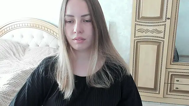 Mia shy1 online show from October 3, 2025, 7:16 am