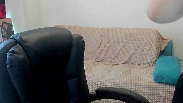 Mia shy1 online show from February 3, 2026, 6:40 am