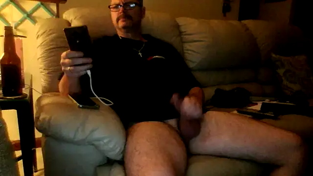 Snapshot of Billythekidd1978 chatting on December 20, 2024, 5:14 am Billythekidd1978 online show from December 20, 2024, 5:14 am