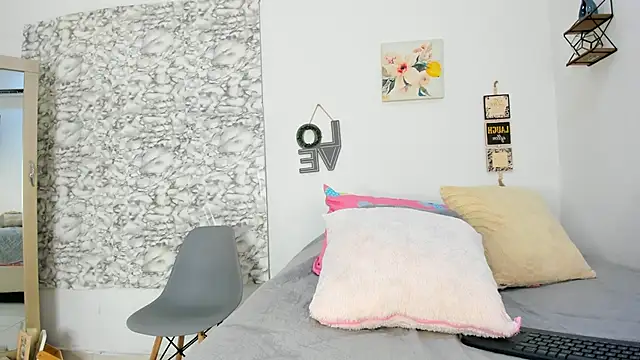 Canhela1 online show from September 30, 2025, 12:59 am