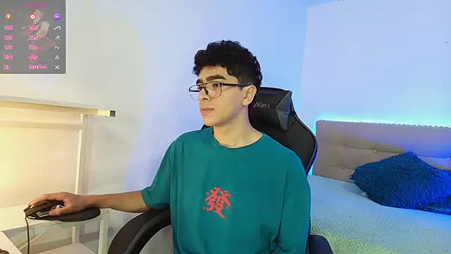 Snapshot of _nickconnor01 chatting on November 16, 2025, 3:12 am nickconnor01 online show from November 16, 2025, 3:12 am