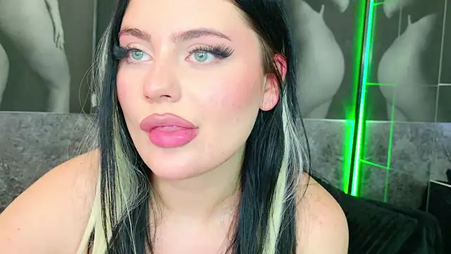 celia chanel online show from March 14, 2025, 2:30 pm