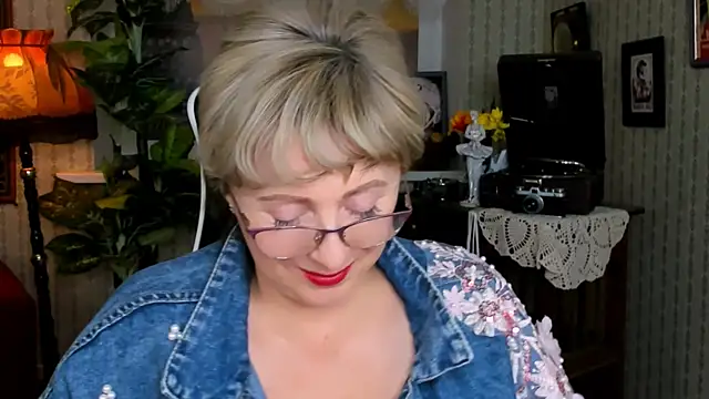 sugar vivien online show from December 8, 2024, 4:07 pm