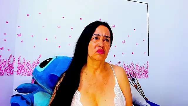 Snapshot of HorniestMilf chatting on July 7, 2026, 9:19 pm HorniestMilf online show from July 7, 2026, 9:19 pm