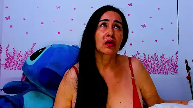 Snapshot of HorniestMilf chatting on July 8, 2026, 8:02 pm HorniestMilf online show from July 8, 2026, 8:02 pm