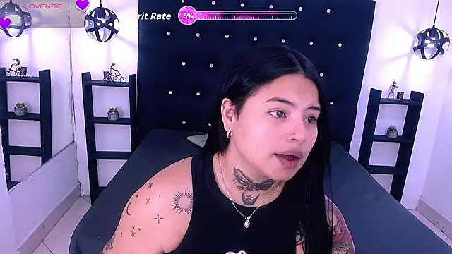 Mels  online show from October 8, 2025, 4:48 pm