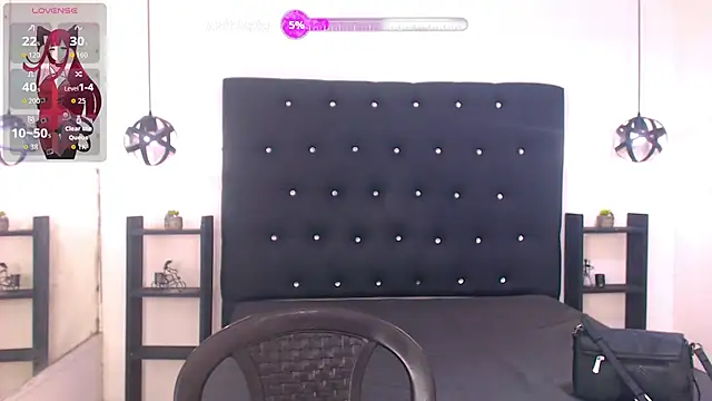 Mels  online show from April 13, 2026, 6:13 pm