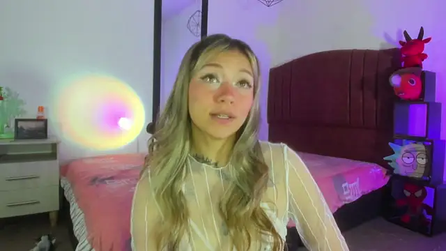 Snapshot of alisson_zafiro_ chatting on December 15, 2024, 9:13 am alisson zafiro online show from December 15, 2024, 9:13 am