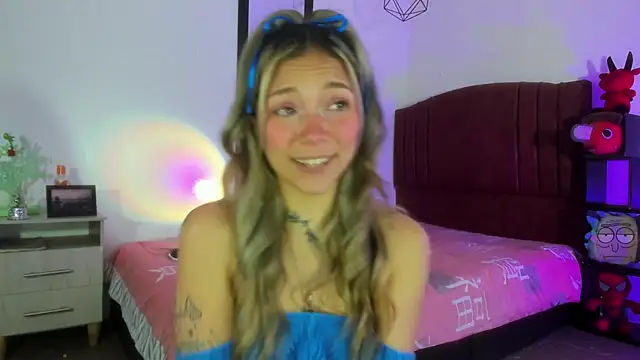 Snapshot of alisson_zafiro_ chatting on December 17, 2024, 9:17 am alisson zafiro online show from December 17, 2024, 9:17 am