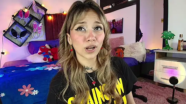 Snapshot of alisson_zafiro_ chatting on March 6, 2025, 5:00 pm alisson zafiro online show from March 6, 2025, 5:00 pm
