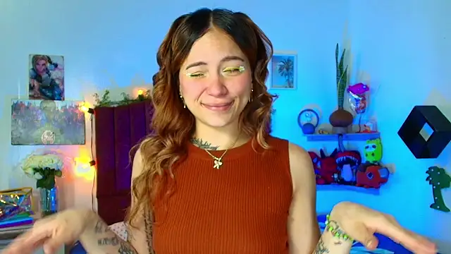 alisson zafiro  online show from February 13, 2026, 3:13 am