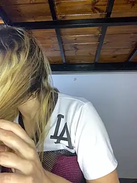 FlorBich online show from February 12, 2026, 4:57 pm