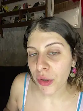 Snapshot of FlorBich chatting on August 1, 2026, 1:32 pm FlorBich online show from August 1, 2026, 1:32 pm